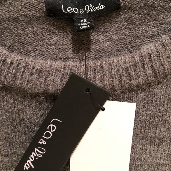 Lea & Viola Ruffle Sleeve Gray Sweater - Picture 2 of 3